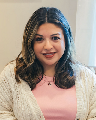 Photo of Stephanie Mata, Marriage & Family Therapist, LMFT