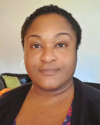 Photo of Qiana La Croix, Marriage & Family Therapist, LMFT