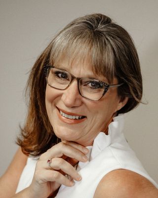 Photo of Lisa Kelly, Clinical Social Work/Therapist, LISW