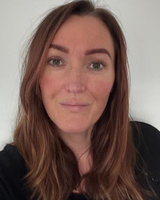 Photo of Elaine Fitzsimon, Psychotherapist, MBACP