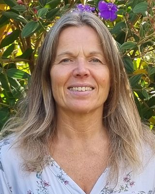 Photo of Dr Elisabeth Bakes, Psychologist, PsychD, PsyBA - Clin. Psych