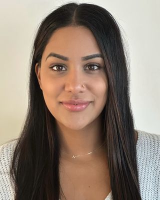Photo of Nia Thavapalan, Psychologist, MPsych, PsyBA - Ed. Psych.