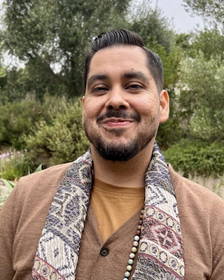 Photo of Eduardo Viezca, Clinical Social Work/Therapist, PhD, LCSW