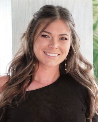 Photo of Caroline Senkowicz, Clinical Social Work/Therapist, MSW, LCSW