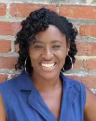 Photo of Ronica Clark, Marriage & Family Therapist, LMFT