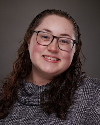 Photo of Chloe Beas, MHC-LP