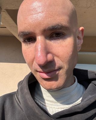 Photo of Eri Linsker, Clinical Social Work/Therapist, LCSW, MFA