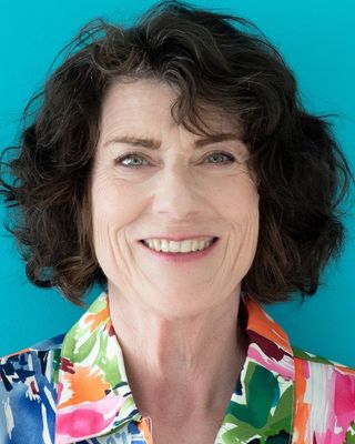 Photo of Dr. Deb Thompson, Psychologist, PhD, CPsych, PCC