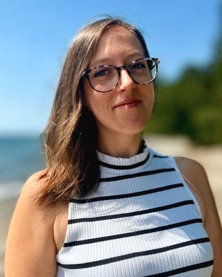 Photo of Emily Helpard, Registered Psychotherapist (Qualifying), MACP