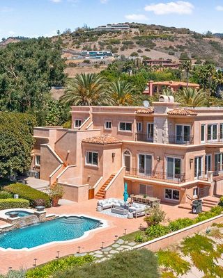 Photo of John Lloyd - Seasons In Malibu Luxury Treatment Center, Treatment Center