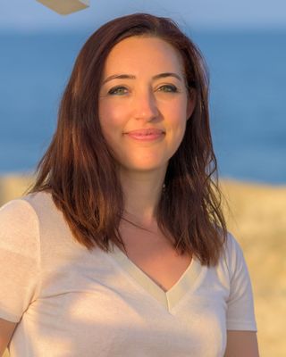 Photo of Isabelle Meline, Registered Psychotherapist (Qualifying), RP(Q), GIT Dip