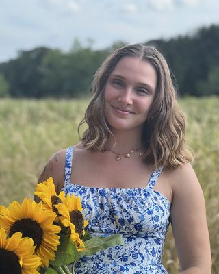 Photo of Victoria Oliveto, Licensed Mental Health Counselor, MA, LMHC