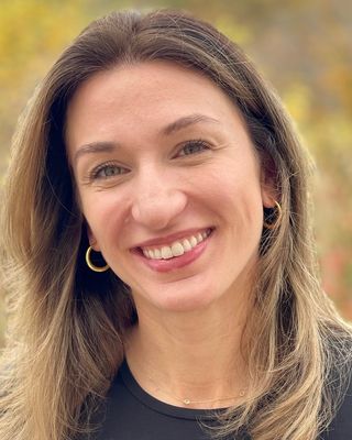 Photo of Elizabeth Aronson, Psychiatric Nurse Practitioner, MSN, PMHNP, FNP
