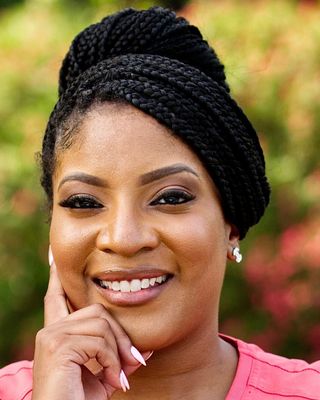 Photo of Keimishia Holloway, Psychiatric Nurse Practitioner, PMHNP