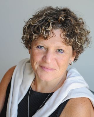 Photo of Robin Julie Dewhurst, MA Th, (SCP)RP, Registered Psychotherapist