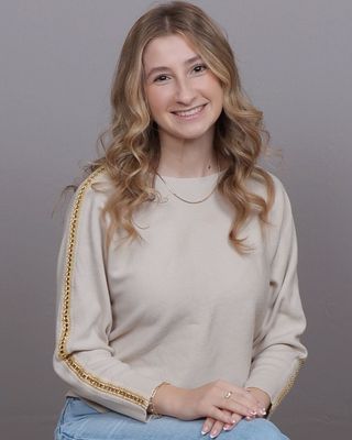 Photo of Anastasia Mohilewsky, MHC-P, CCTS-F, CGP
