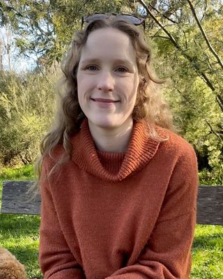 Photo of Emma McIntosh, Psychologist, MPsych, PsyBA - Clin. Psych