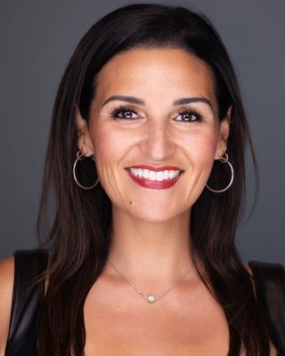 Photo of Gloria Mueller, Marriage & Family Therapist Associate, MA, LLMFT, US, Navy, Veteran