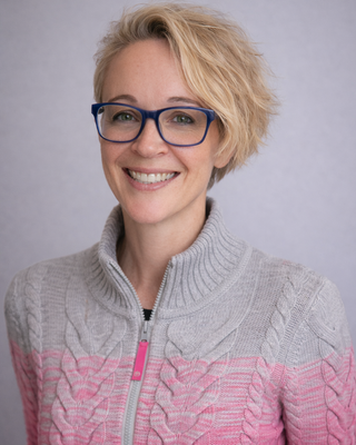 Photo of Jennifer Thompson - Jennifer Thompson Hypnotherapy, LLC, BA, CCHt, CCIHt
