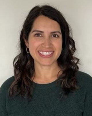 Photo of Maryam Redman, Clinical Social Work/Therapist, LCSW