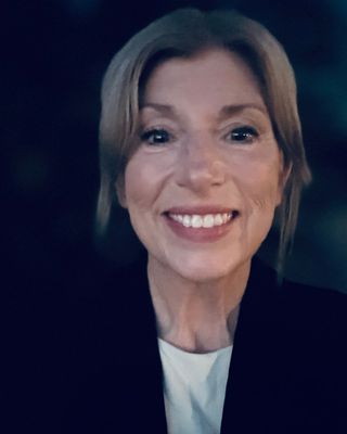 Photo of Annie Farnsworth, Psychologist, PhD