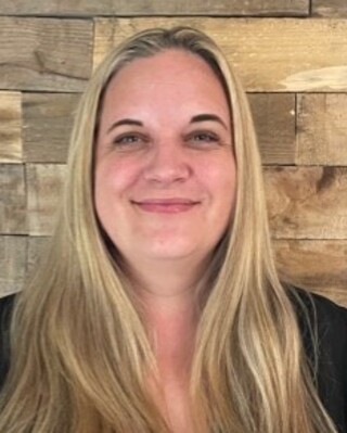 Photo of Robyn Freeman, Marriage & Family Therapist in North Hills, CA