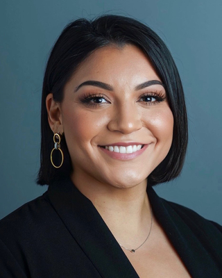 Photo of Zelina Silber, Marriage & Family Therapist, LMFT