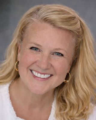 Photo of Amy Hoyle - Counseling Center of Cincinnati, Clinical Social Work/Therapist, LISW