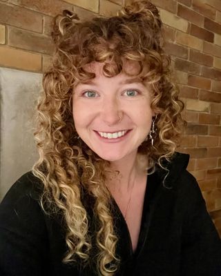 Photo of Alaina Holtquist, Licensed Professional Counselor, LCPC, MS