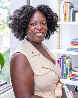 Photo of Rochelle Marecheau, Marriage & Family Therapist, LMFT
