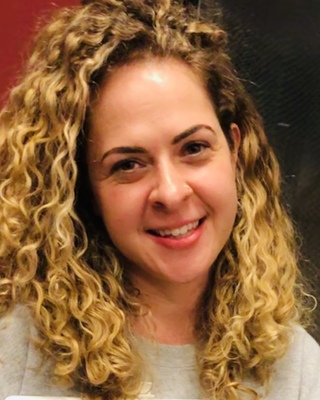 Photo of Arielle Manganiello, Licensed Professional Counselor in Bryn Mawr, PA