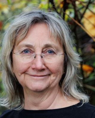 Photo of Julia Allen, Licensed Professional Counsellor, BA, IMHA, MCP, RCC