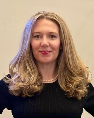 Photo of Krystyna Namolovan, Registered Psychotherapist (Qualifying)