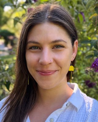 Photo of Emily Kayson, Marriage & Family Therapist, LMFT