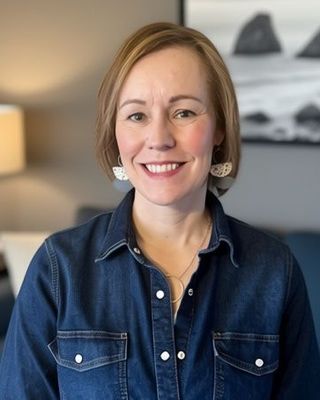 Photo of Jessica Glennie, Counsellor, MACP, RCT-C