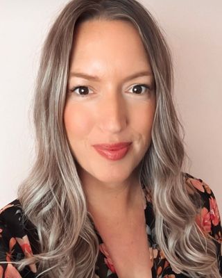 Photo of Cherie Kelly - Cherie Kelly Holistic Wellness Services , Registered Social Worker, RSW, BSW, RYT-500, CHyp