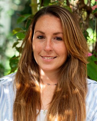 Photo of Ashleigh Rose George, Counsellor, MNCPS Acc.