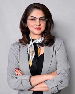 Photo of Elmira Meamar, Registered Psychotherapist, PhD, RP