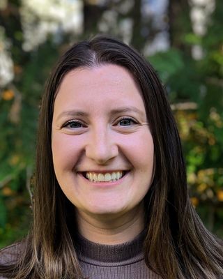 Photo of Elvira Zulkic, Clinical Social Work/Therapist, MSW, LICSW