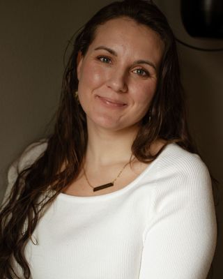 Photo of Miranda L Barker, Pre-Licensed Professional in Woodbury, MN