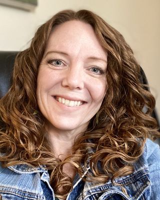 Photo of Elisa Gomez, Psychologist, PsyD