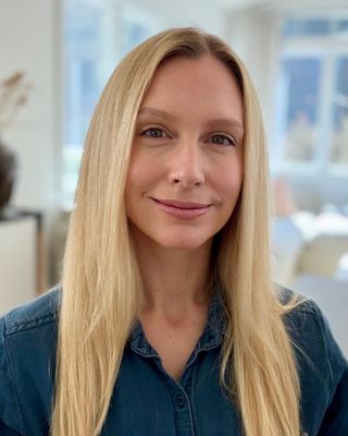 Photo of Christine Donaldson, Associate Professional Clinical Counselor, APPC