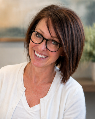 Photo of Karin Miller, Clinical Social Work/Therapist, LCSW