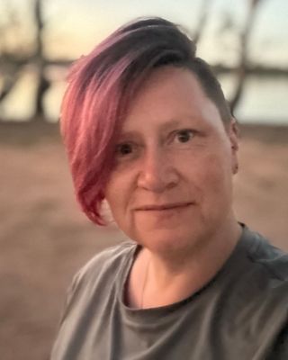 Photo of Zoe Stanley, Social Worker, MA, AASW