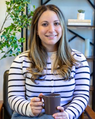 Photo of Jenna Max Lorin, Associate Clinical Social Worker, ACSW