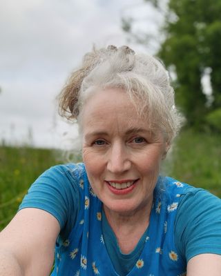 Photo of Mandy Halabi, Psychologist, PsyBA General