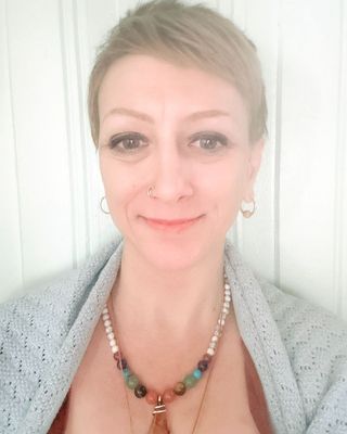 Photo of Emily Pavick, Clinical Social Work/Therapist, LCSW, MFA