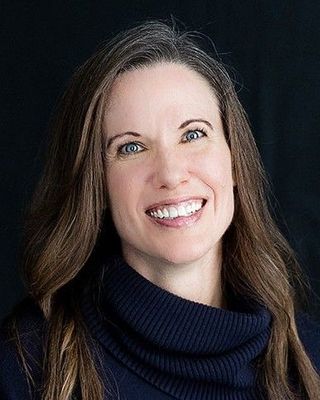 Photo of Rebecca Donnelly, Registered Psychotherapist (Qualifying), RPQ, RN