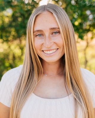 Photo of Mikayla Hall, Clinical Social Work/Therapist, CSW