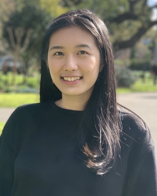 Photo of Elizabeth Zhuang, Counsellor